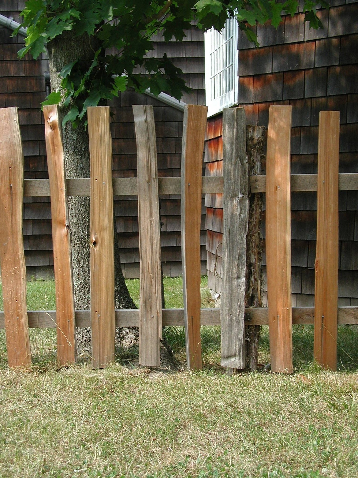 10 Wooden Pallet Garden Ideas to Transform Your Backyard! – Lithuum Carpenters