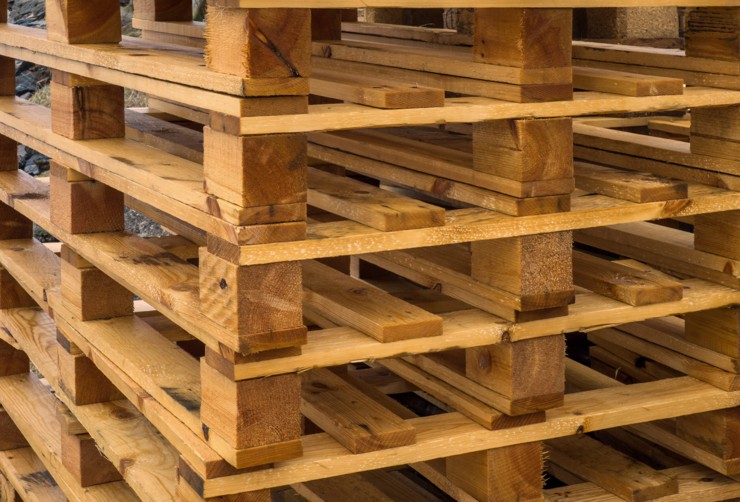 Unlocking the Mystery of HS Code Wooden Pallet – Explained! – Lithuum Carpenters